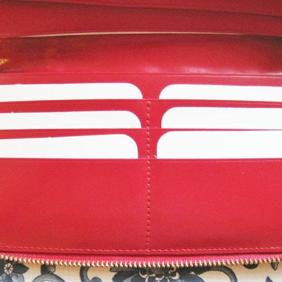 SOLD! RARE New+Tag~ Comme des Garçons Red CLOVER Large Leather Wallet - Picture 5 of 9